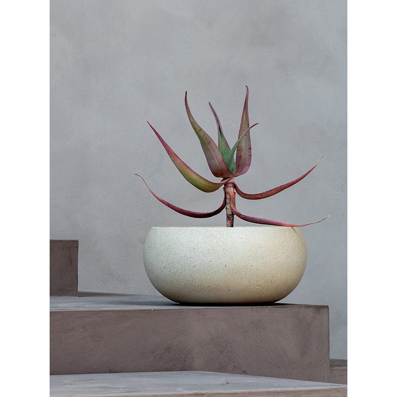 Grigio Low Balloon Concrete wit