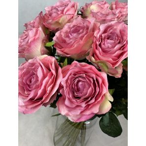 boeket-roze-zijden-rozen-3.jpeg